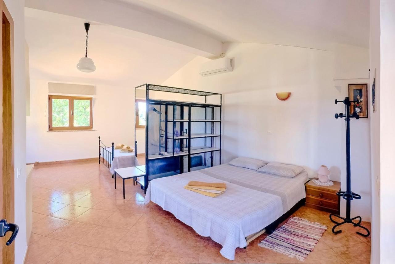 Studio Apartment Gianni Vizinada Luaran gambar